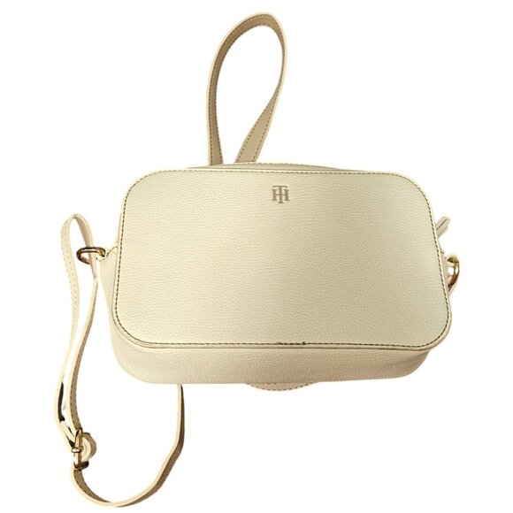 Tommy Hilfiger White Crossbody Bag With Adjustable Strap - Picture 2 of 6